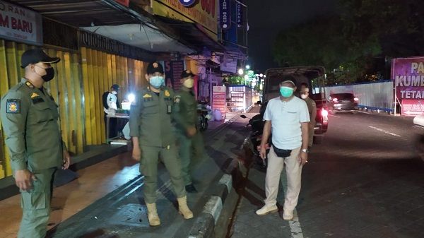 podiumnews.com-Giat Yustisi PPKM Level IV, Satpol PP Denpasar Temukan Pelanggaran 